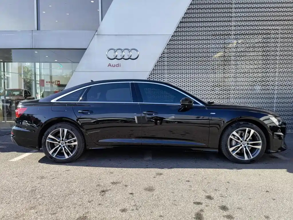 AUDI A6L 2020