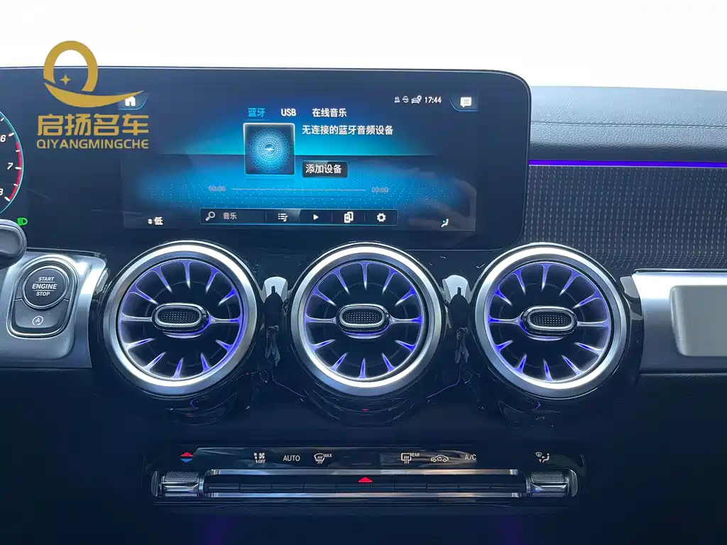 MERCEDES BENZ GLB 2022