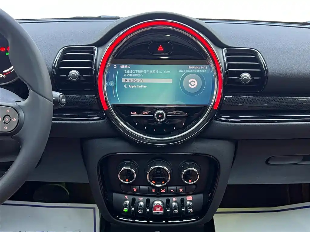 MINI CLUBMAN 2022