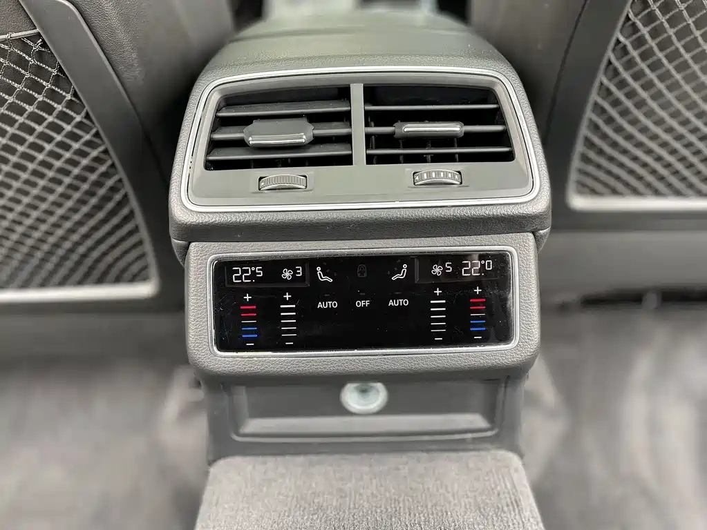 AUDI A6L 2021