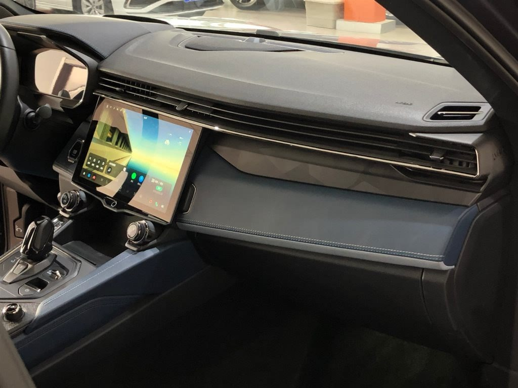 LYNK&CO 05 NEW ENERGY 2023