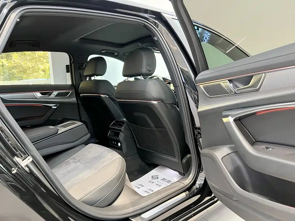 AUDI A6L 2023