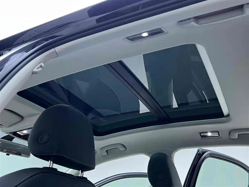 VOLKSWAGEN PASSAT 2021