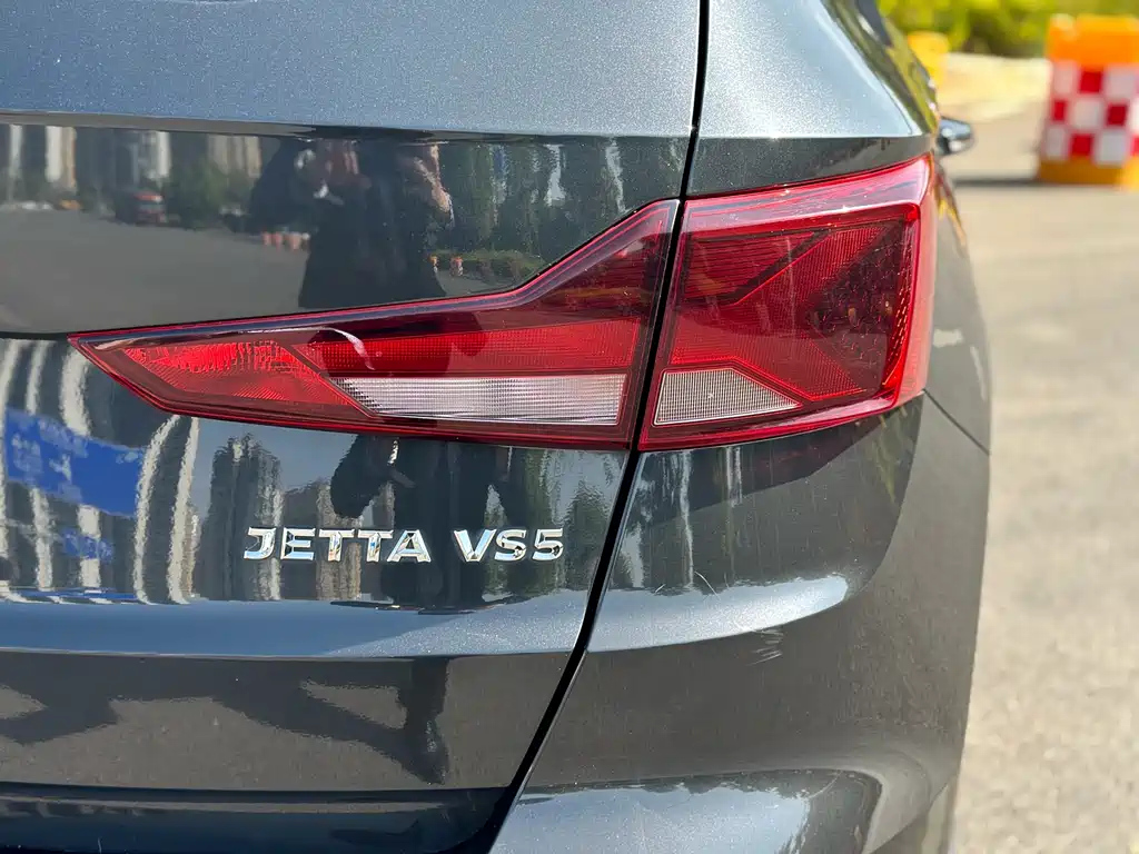 JETTA VS5 2022