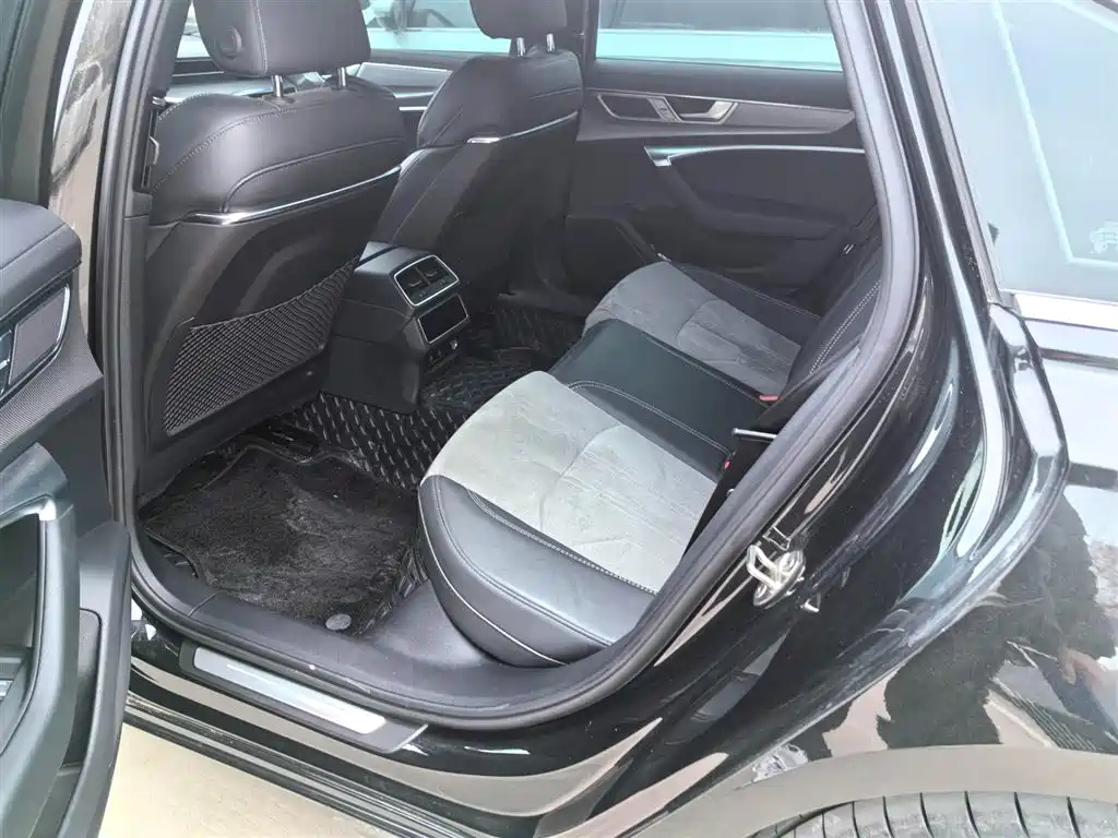 AUDI A6L 2023
