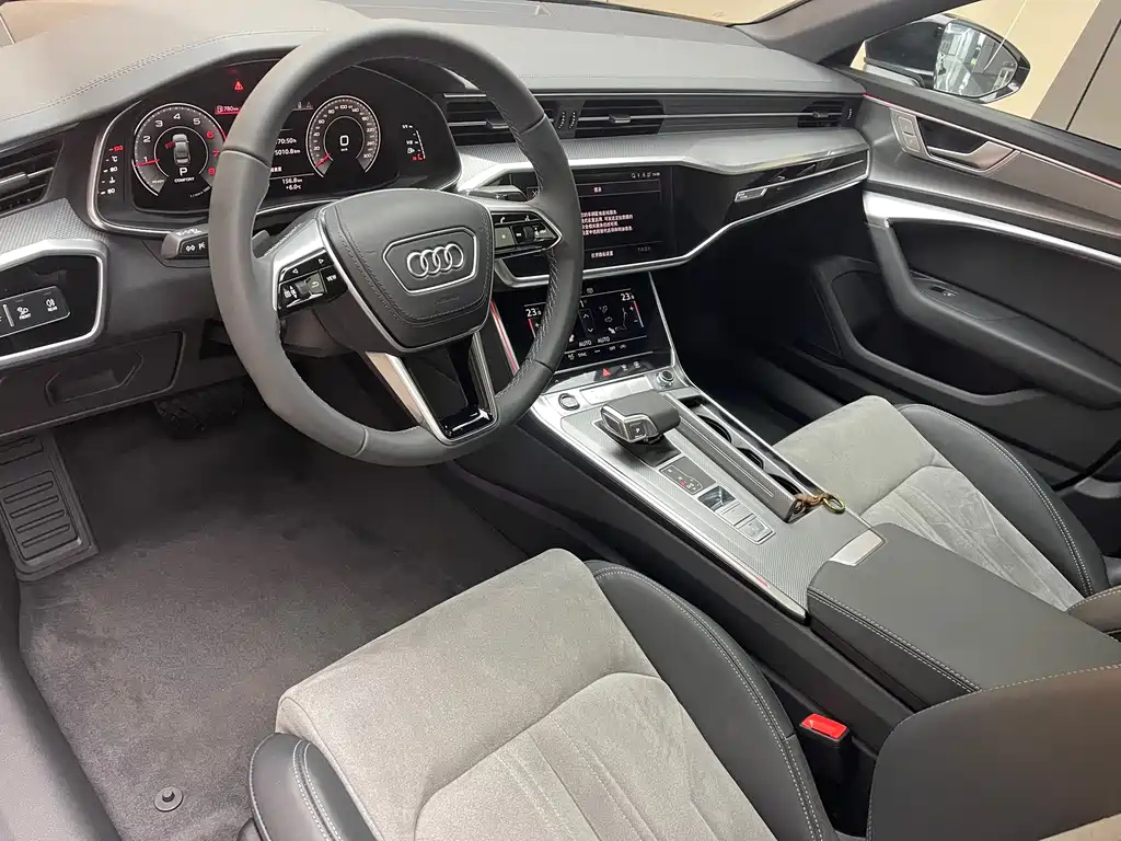 AUDI A6L 2024