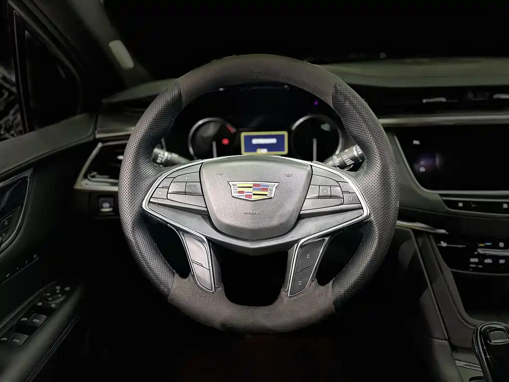 CADILLAC XT5 2020