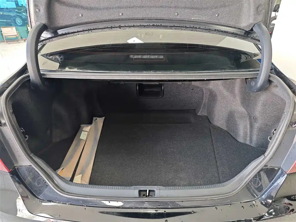 TOYOTA CAMRY 2015