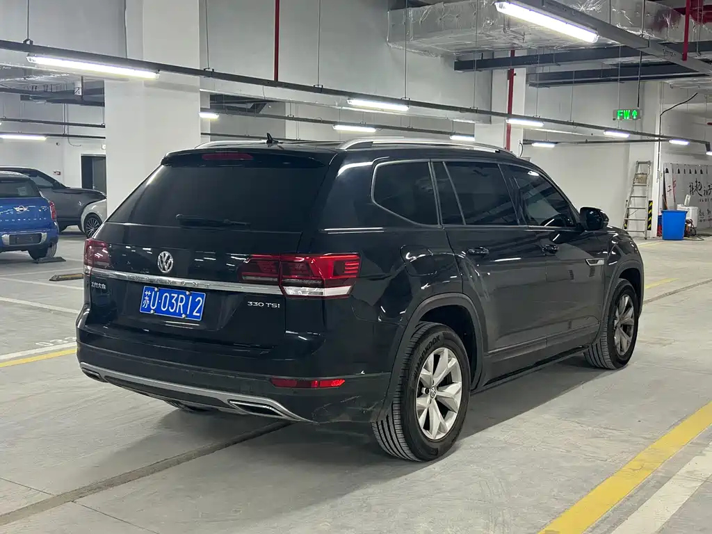 VOLKSWAGEN TOURAN 2021