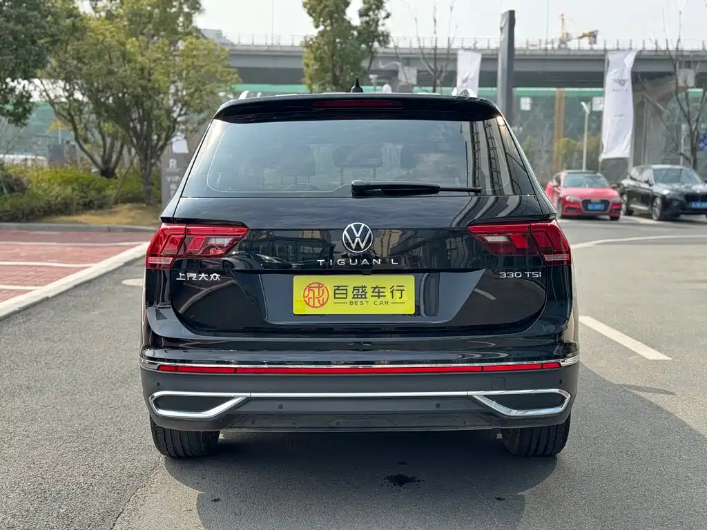 VOLKSWAGEN TIGUAN L 2022