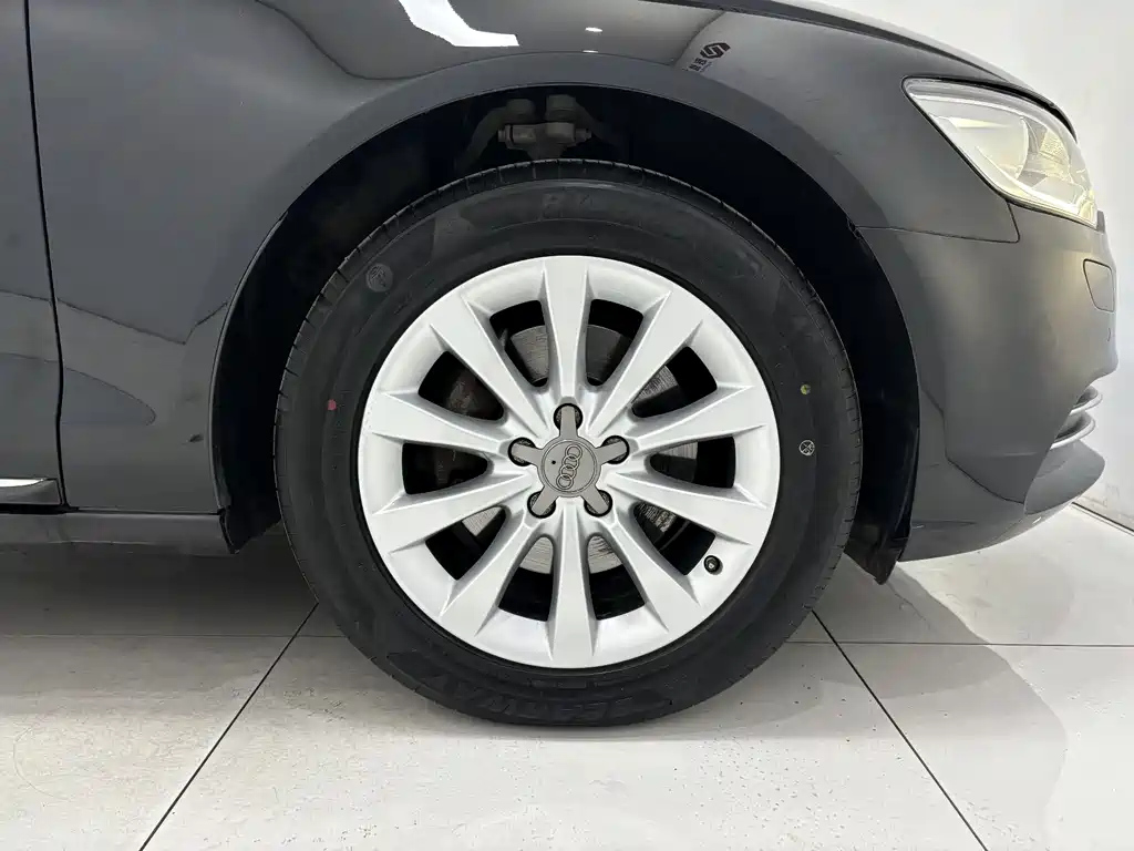 AUDI A6L 2014