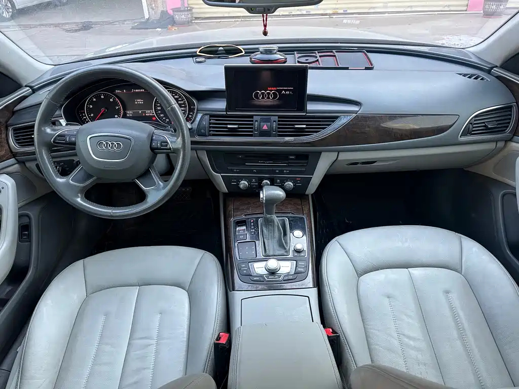AUDI A6L 2012