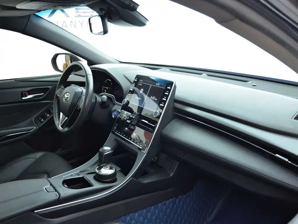 TOYOTA AVALON 2021