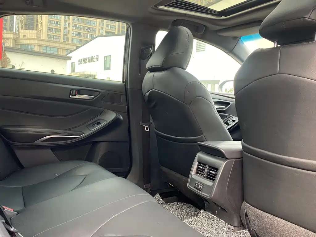 TOYOTA AVALON 2021