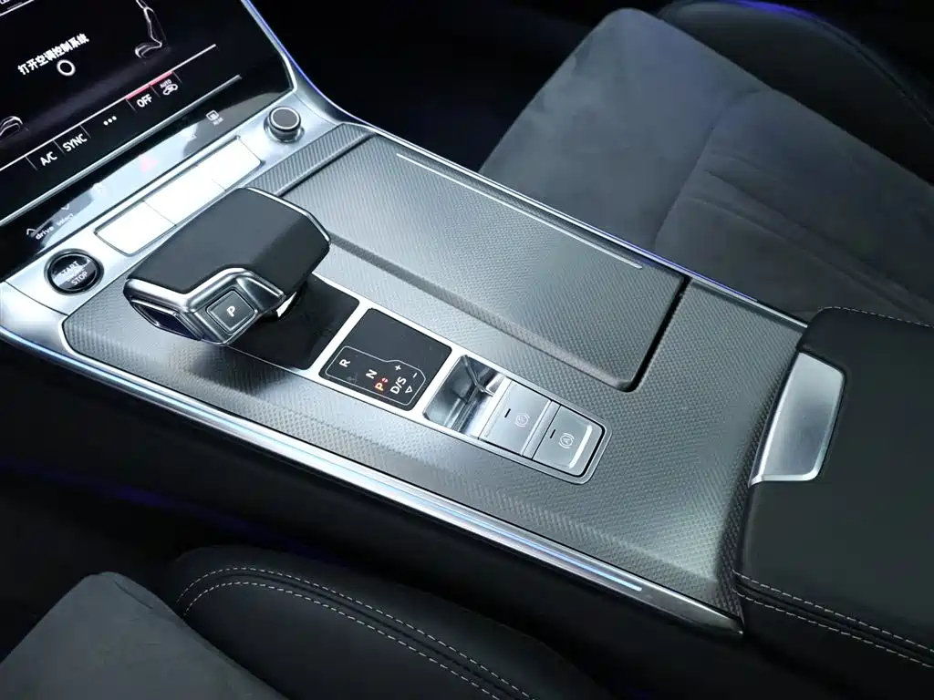 AUDI A6L 2023