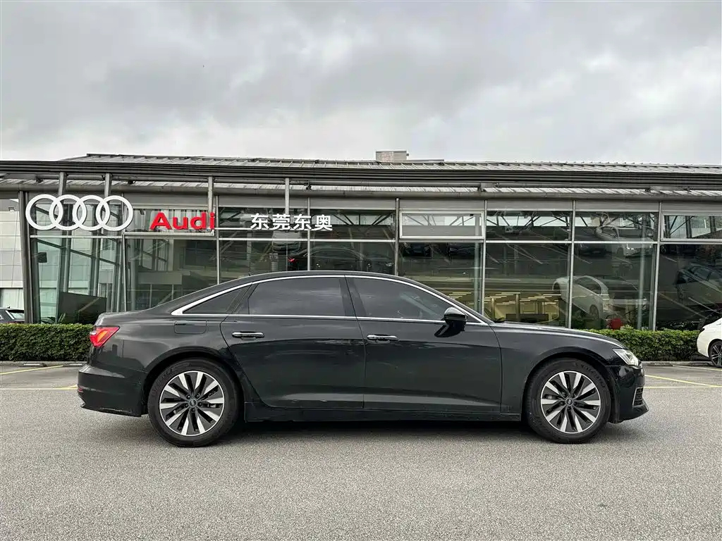 AUDI A6L 2022