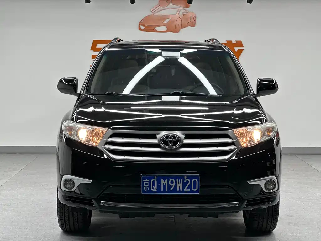 TOYOTA HIGHLANDER 2014