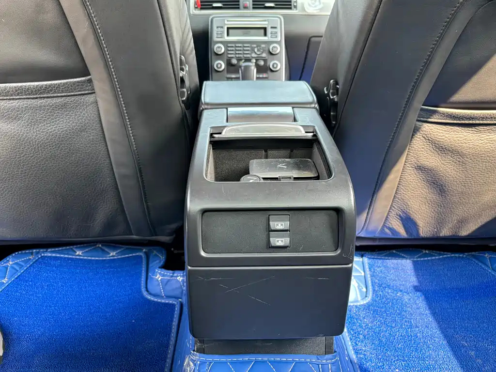 VOLVO S80L 2012