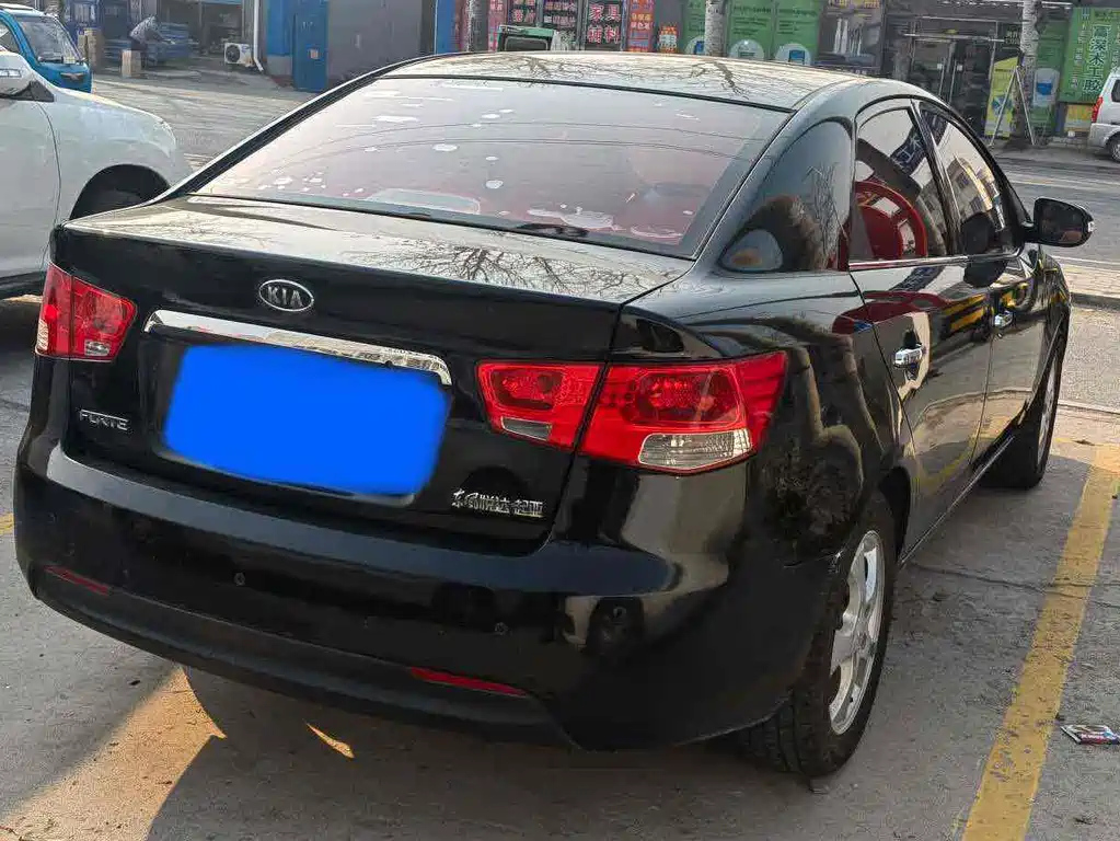 KIA FORTE 2011