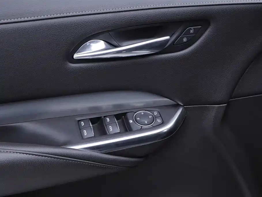 CADILLAC XT4 2021