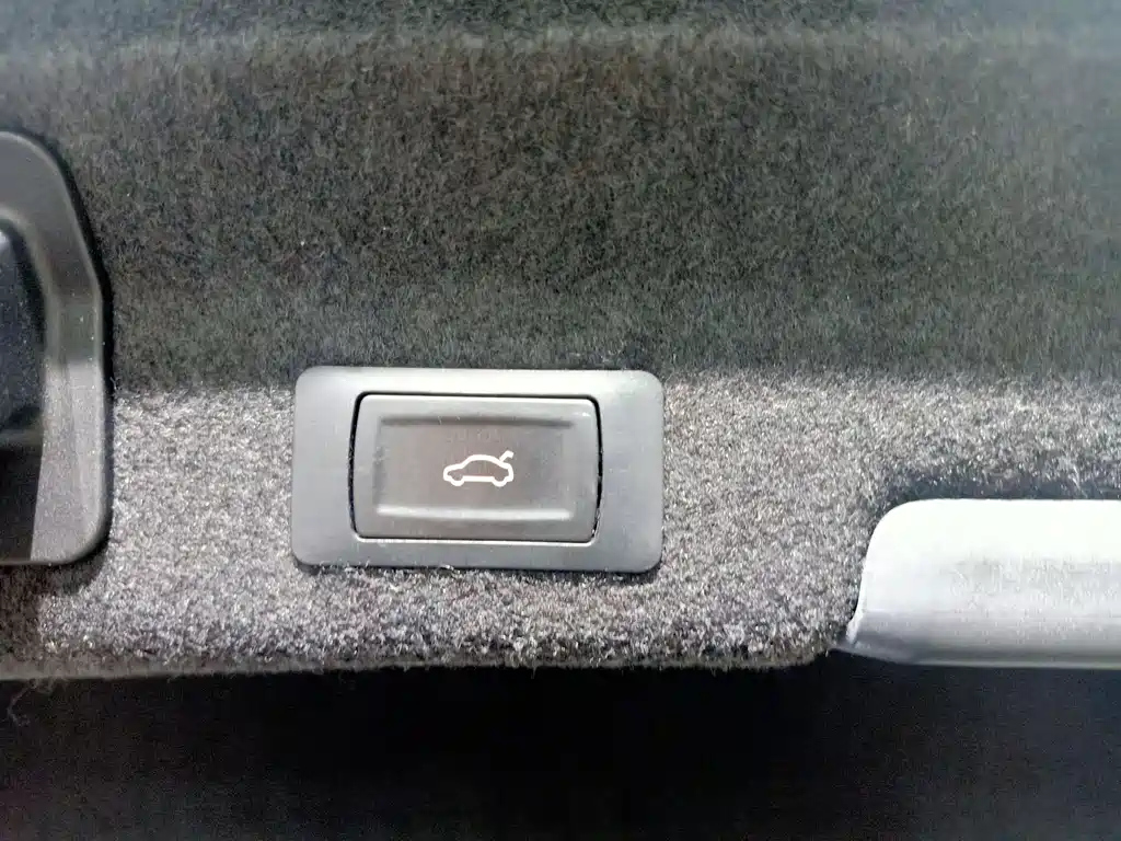 AUDI A6L 2021