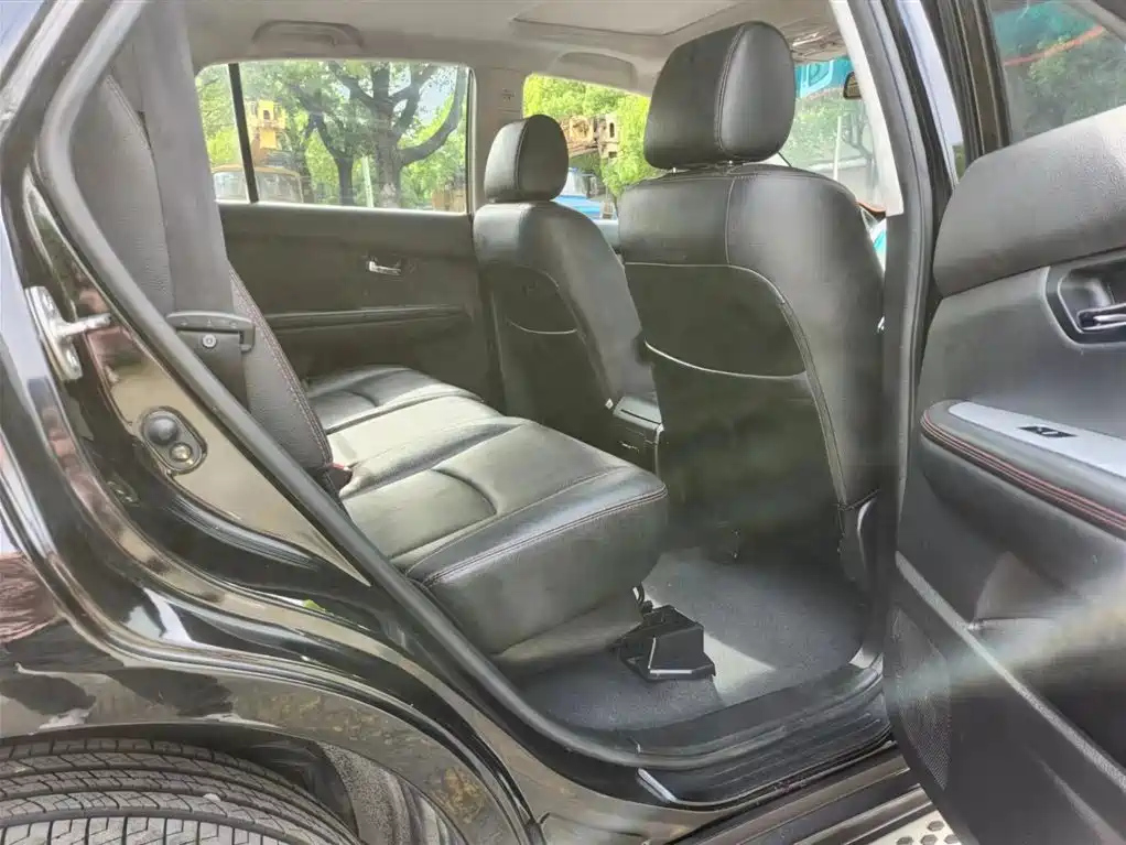 BYD S6 2015