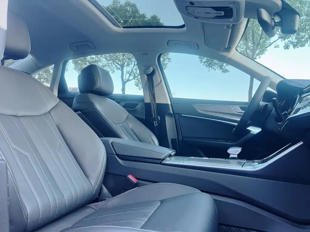 AUDI A6L 2023