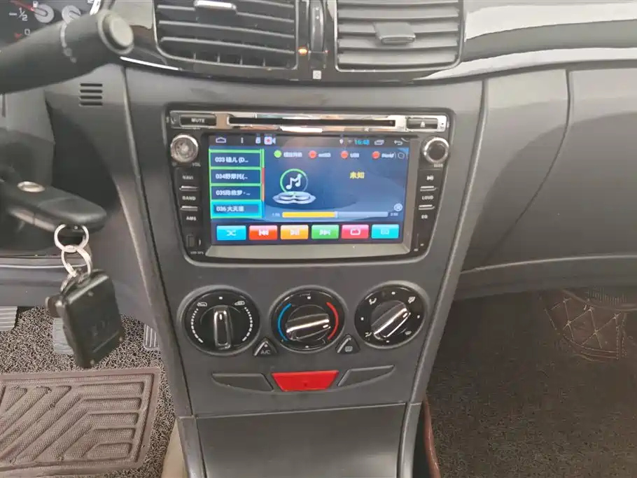 DONGFENG AEOLUS S30 2013