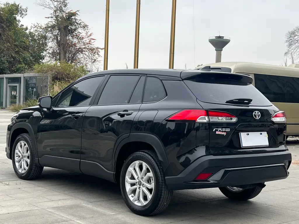 TOYOTA FRONTLANDER 2024