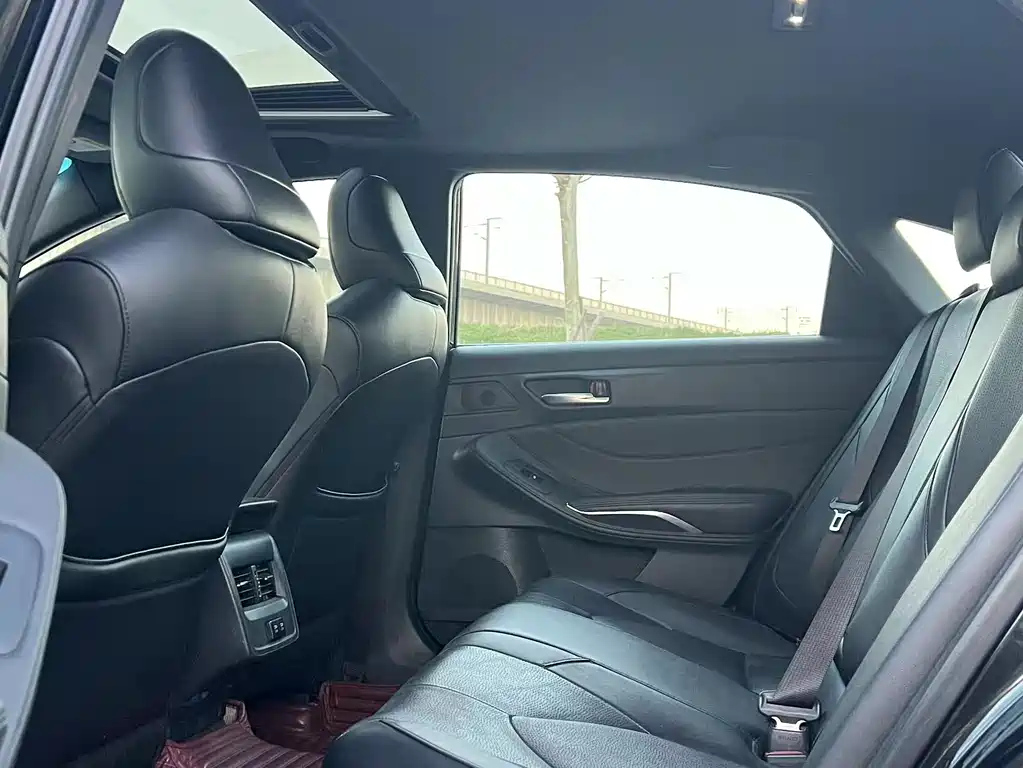 TOYOTA AVALON 2019