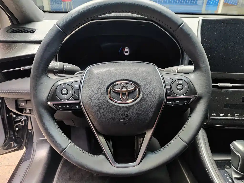 TOYOTA AVALON 2022