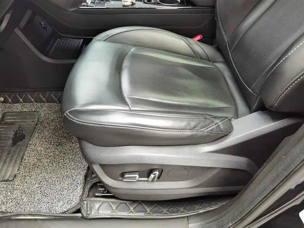 CHERY TIGGO 8 2021