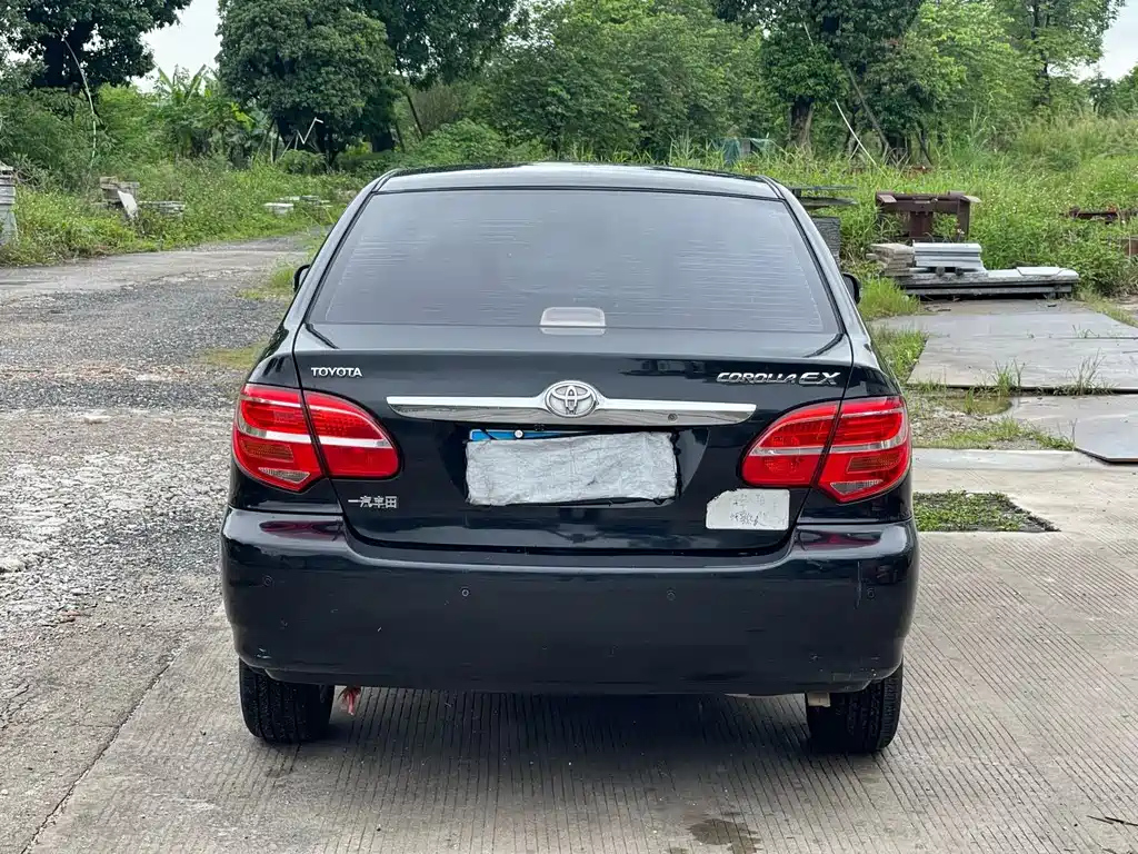 TOYOTA COROLLA 2013