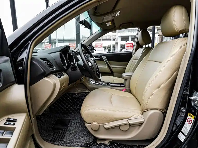 TOYOTA HIGHLANDER 2015
