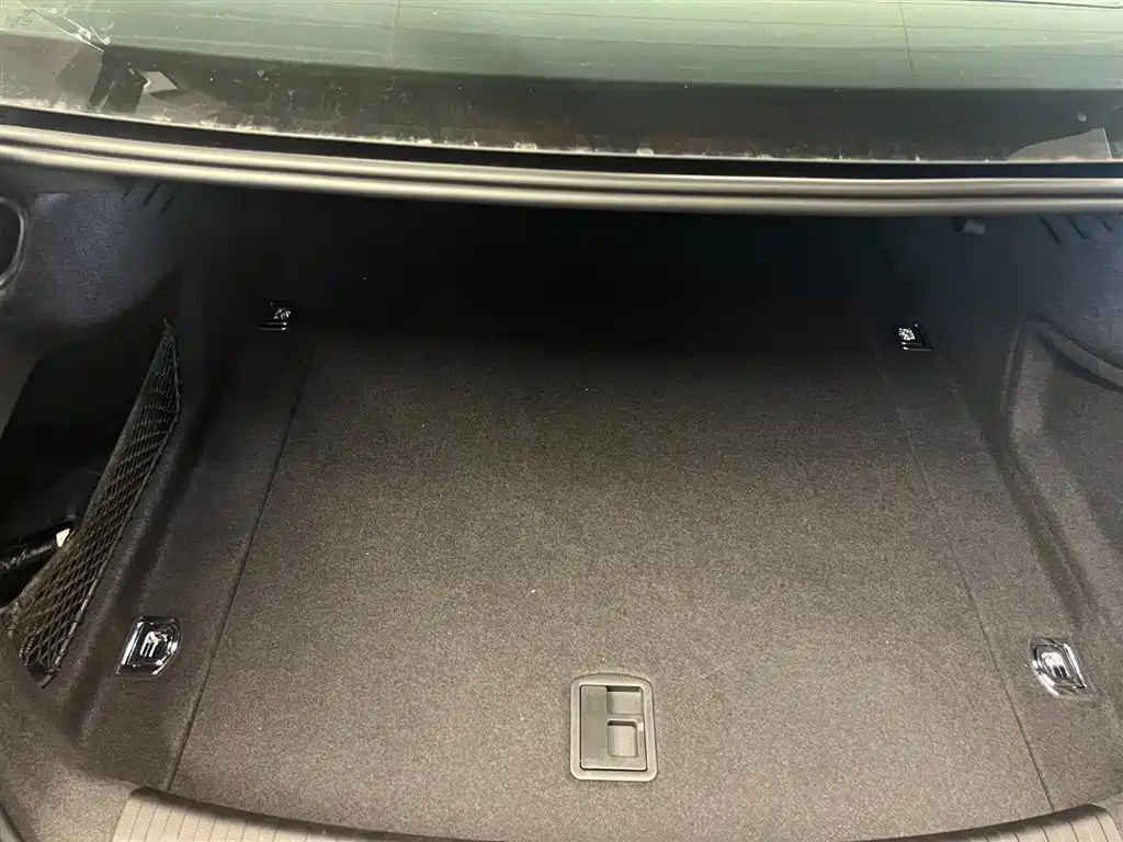 AUDI A6L 2024