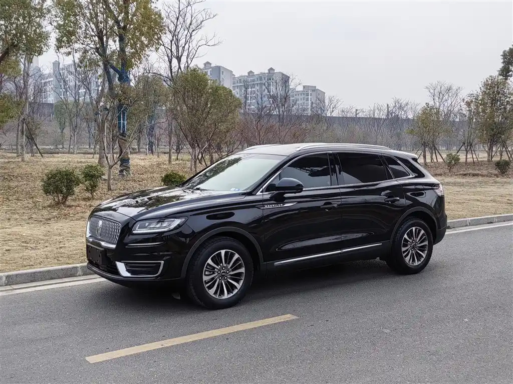 LINCOLN NAVIGATOR IMPORT 2019