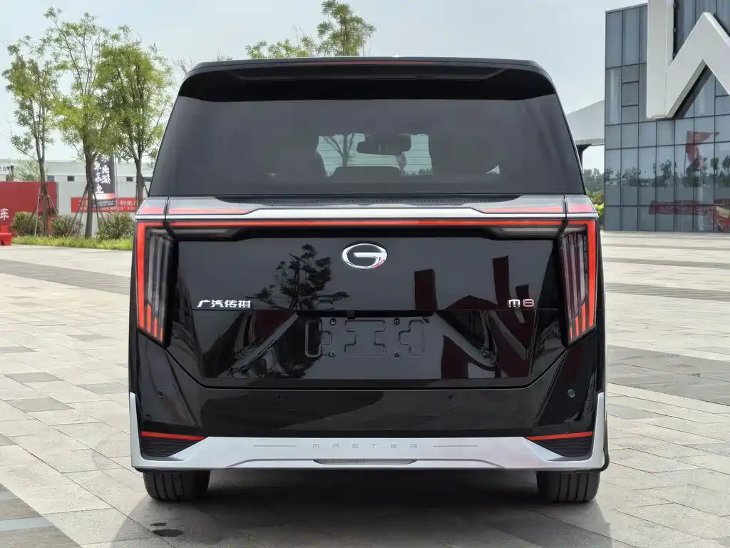 TRUMPCHI M8 2023