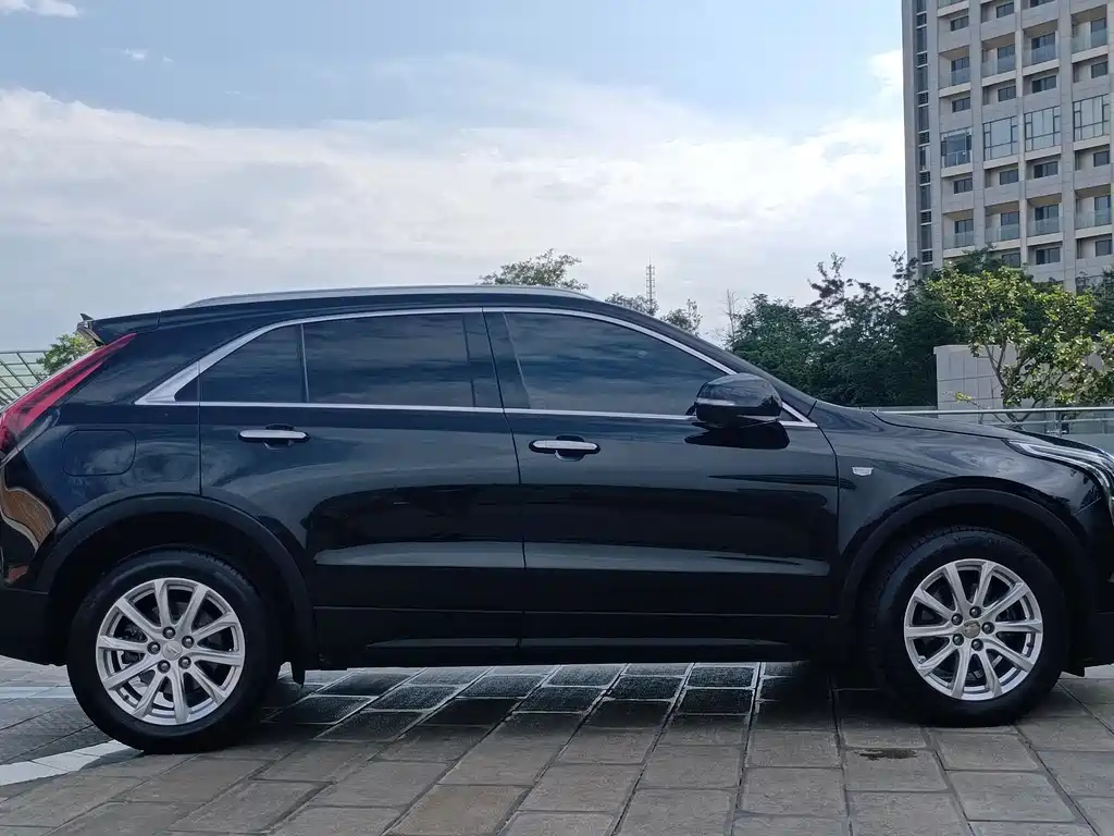 CADILLAC XT4 2020