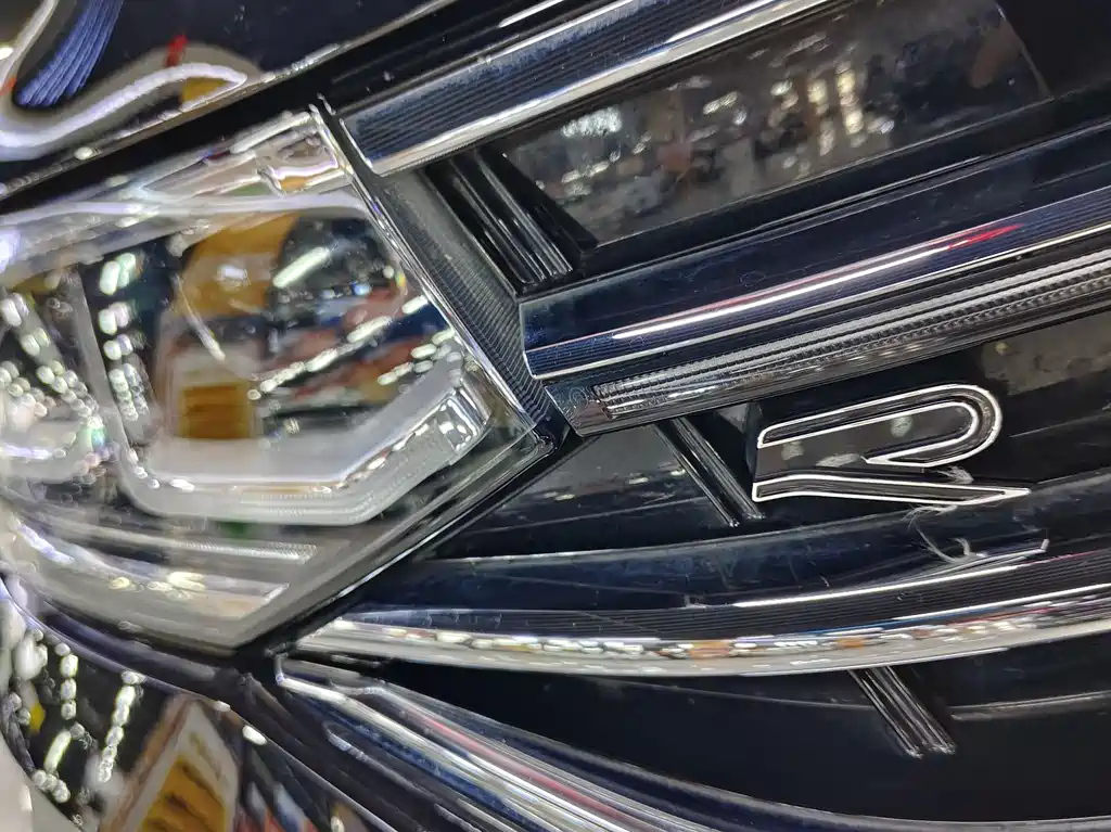 VOLKSWAGEN TIGUAN L 2023