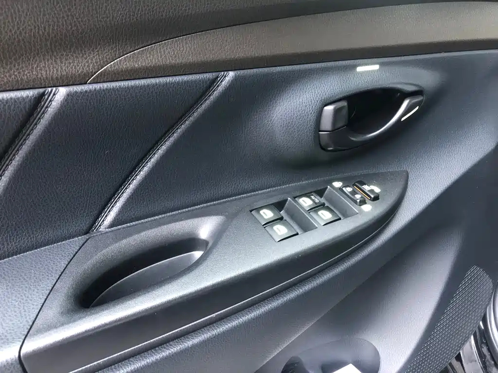 TOYOTA VIOS 2015