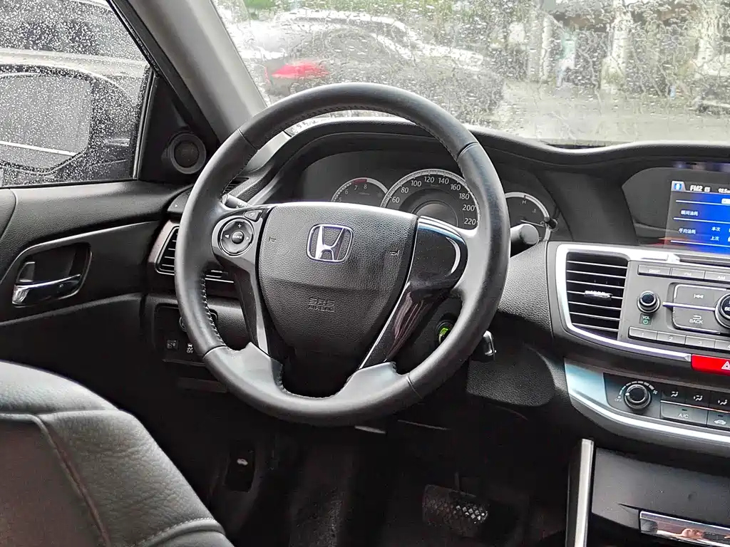 HONDA ACCORD 2015