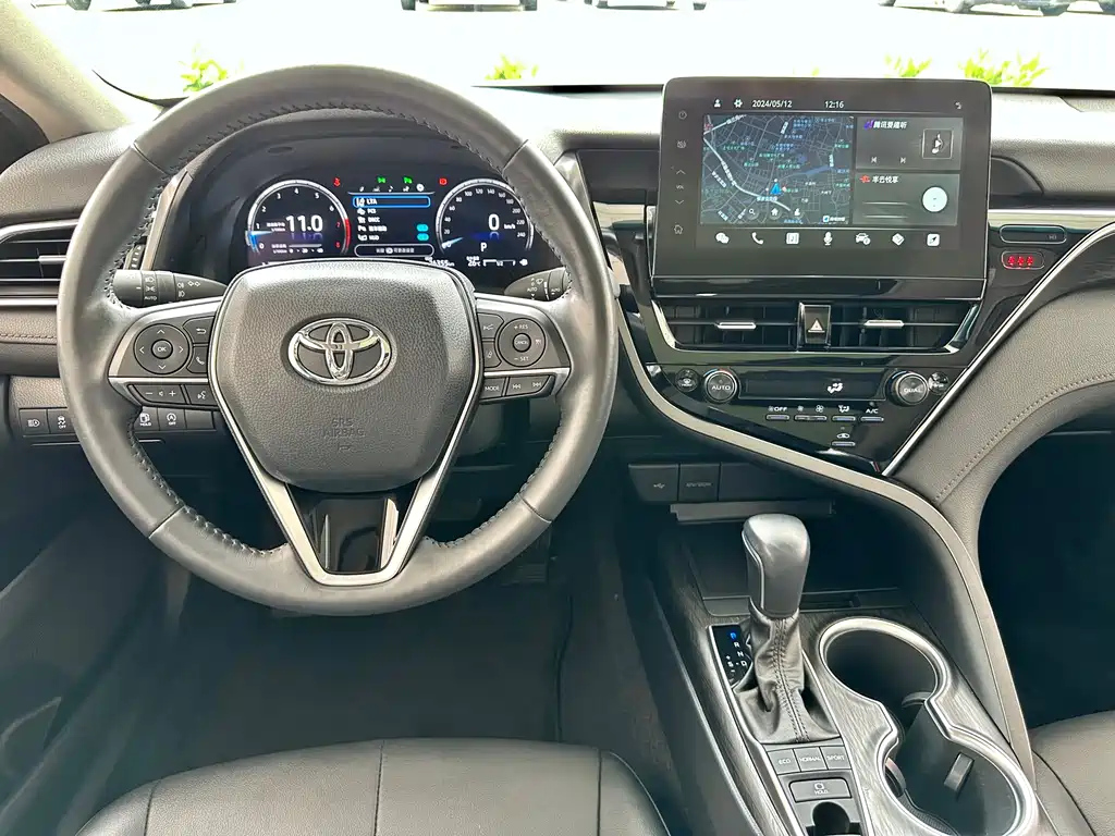 TOYOTA CAMRY 2022