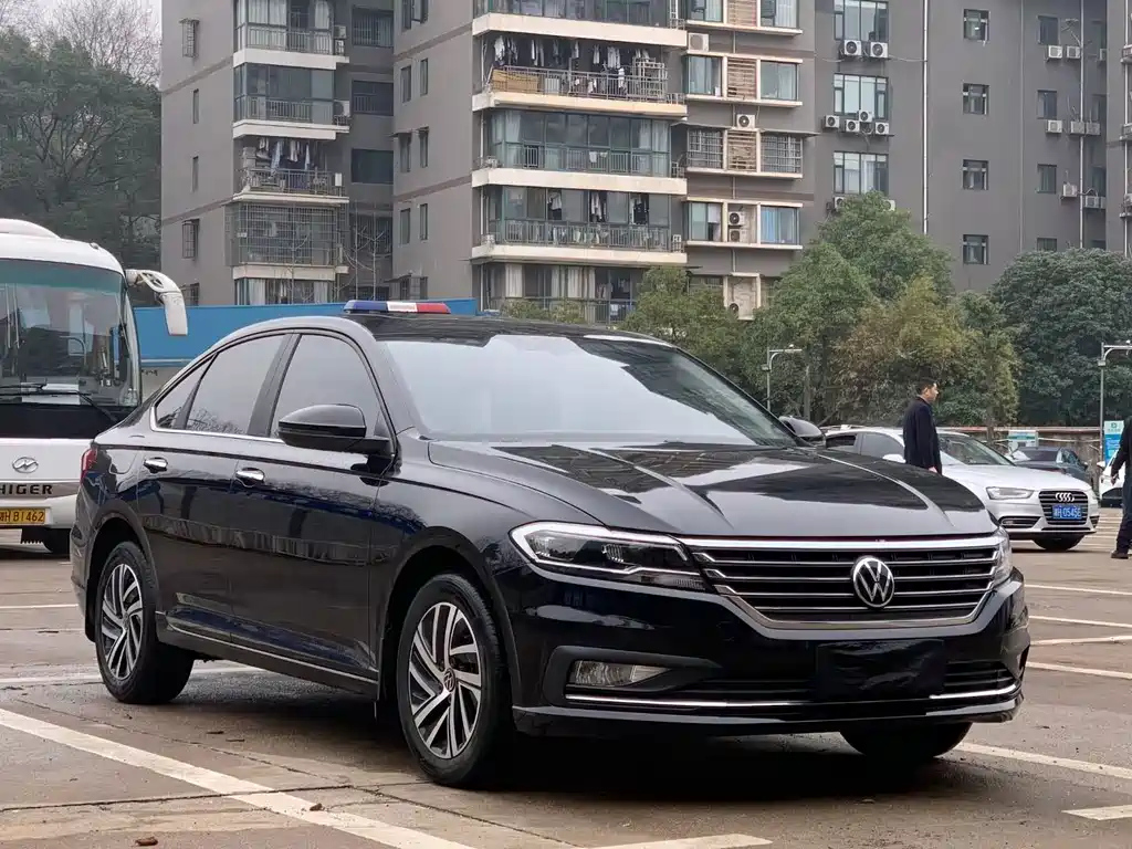 VOLKSWAGEN LAVIDA 2022