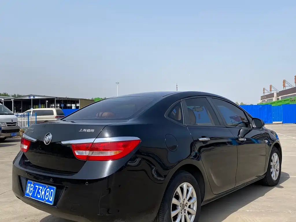 BUICK EXCELLE 2011