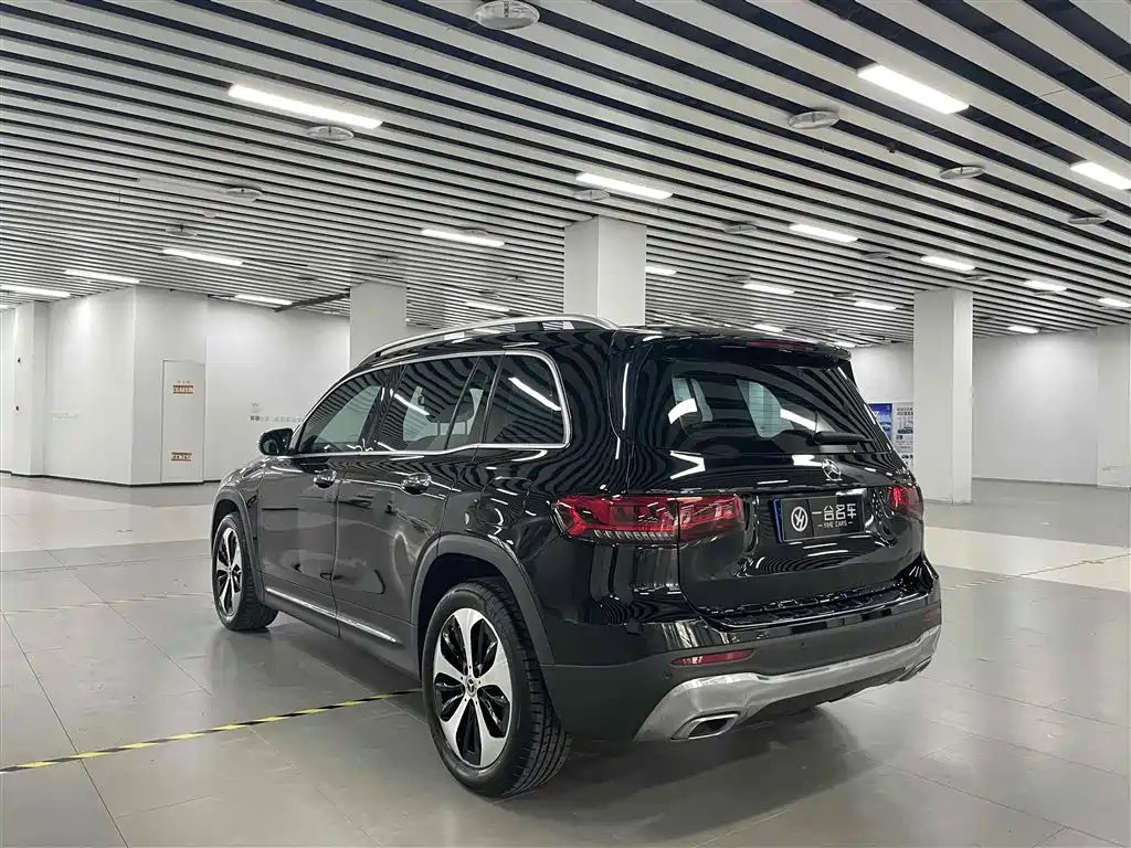 MERCEDES BENZ GLB 2021