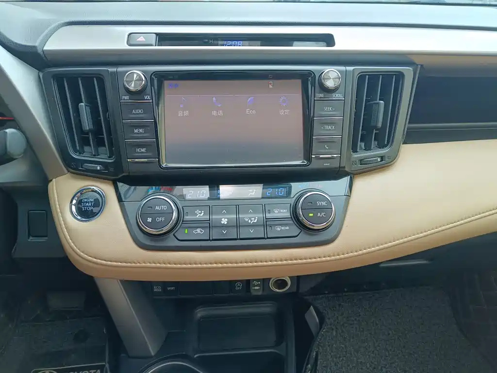 TOYOTA RAV4 RONGFANG 2017