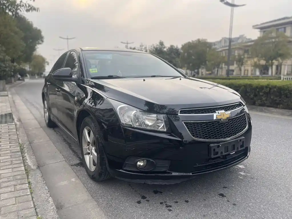 CHEVROLET CRUZE 2011