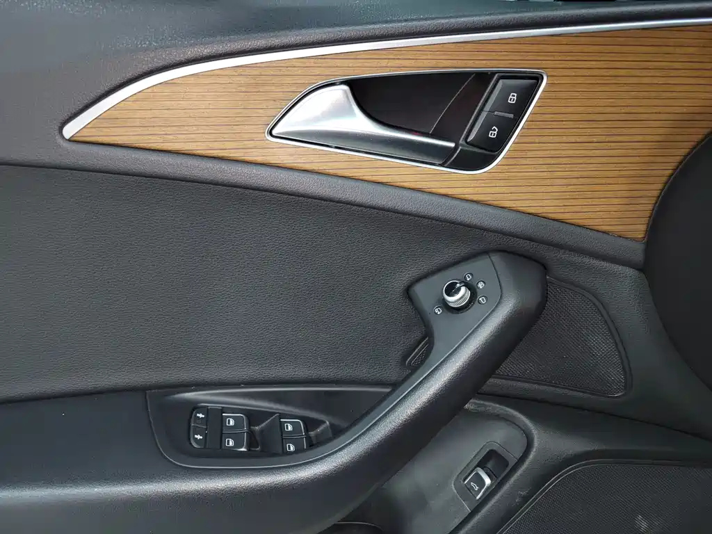 AUDI A6L 2018