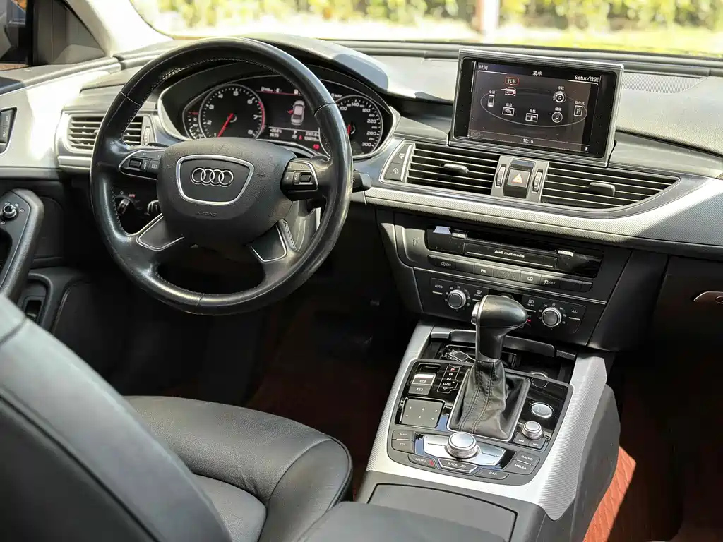 AUDI A6L 2015