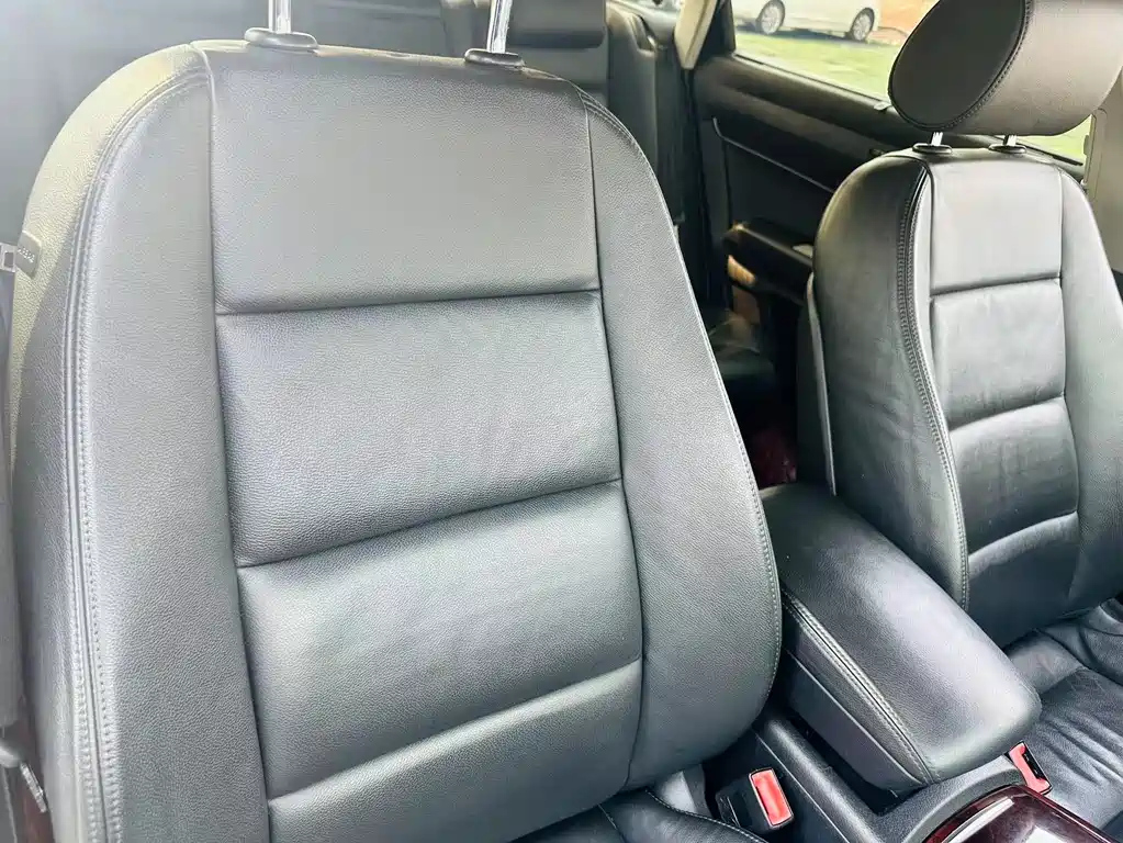 AUDI A6L 2011